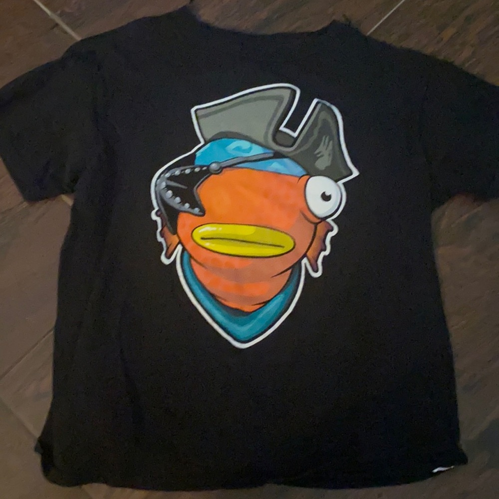 Fortnite shirt